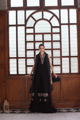 Noor By Saadia Asad (D7- Black)